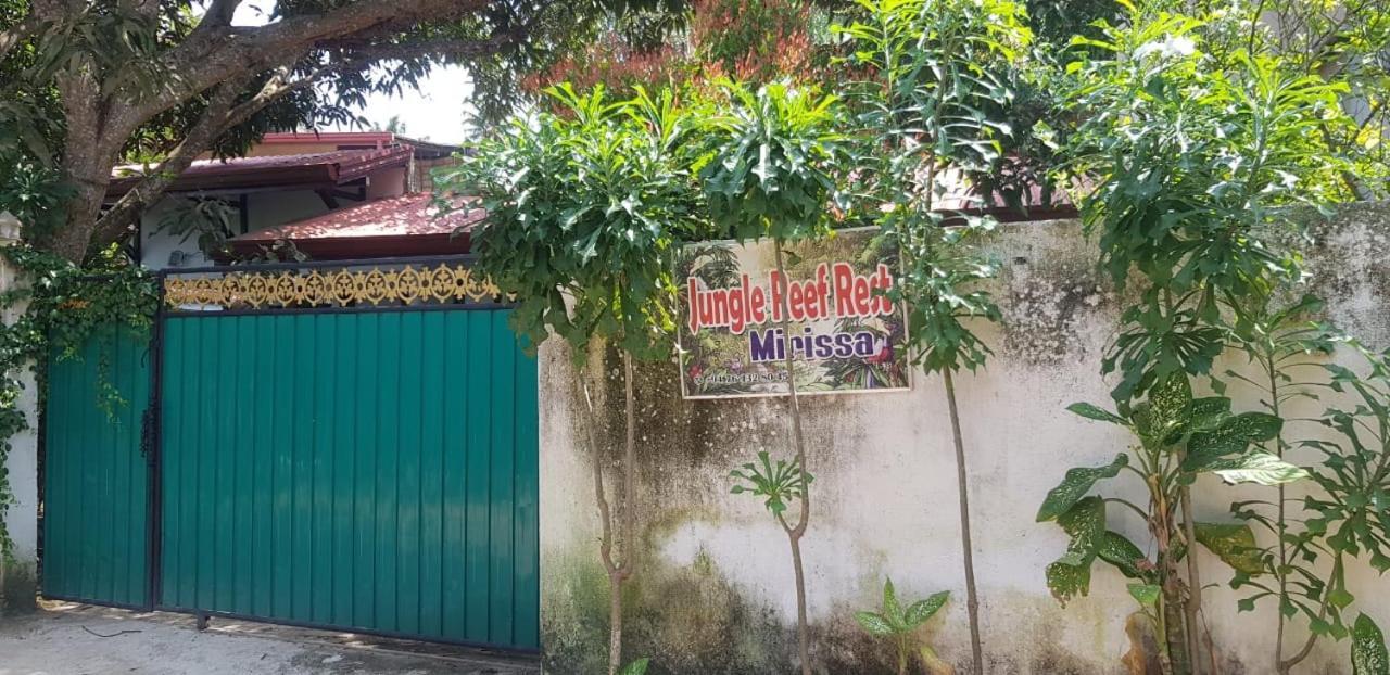 Hotel Jungle Reef Rest Mirissa Exterior foto